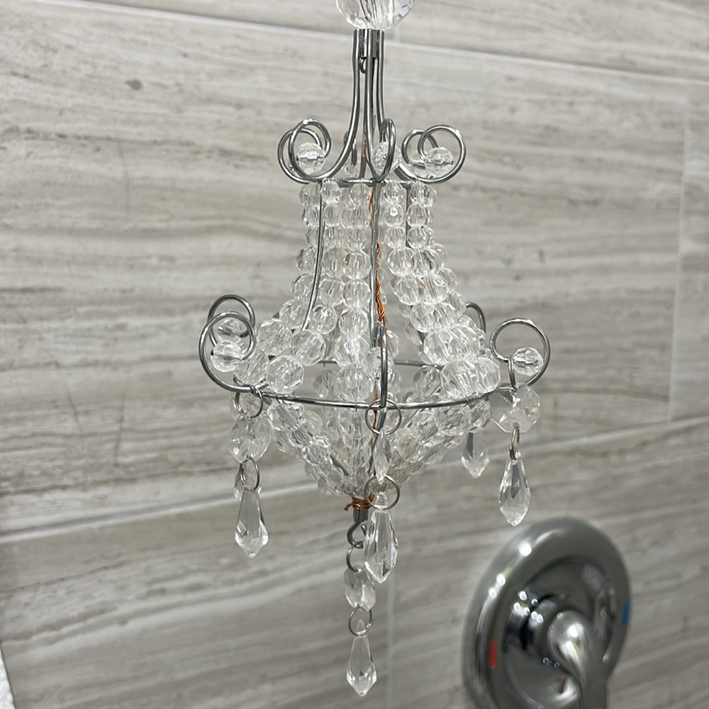 MINI Chandelier - Picture 5 of 10
